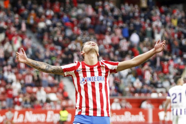 Fran Villalba negocia su rescisión con el Sporting... y el Levante está al acecho