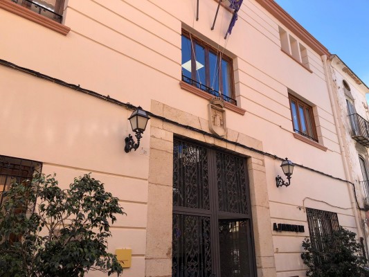 El Ayuntamiento de Alcalà-Alcossebre licita el plan de eficiencia energética para edificios municipales 