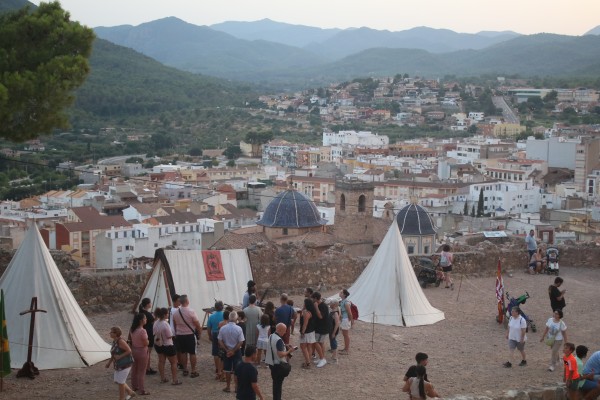 La Fira Medieval llega a Onda con pasacalles, mercado y espectáculos
