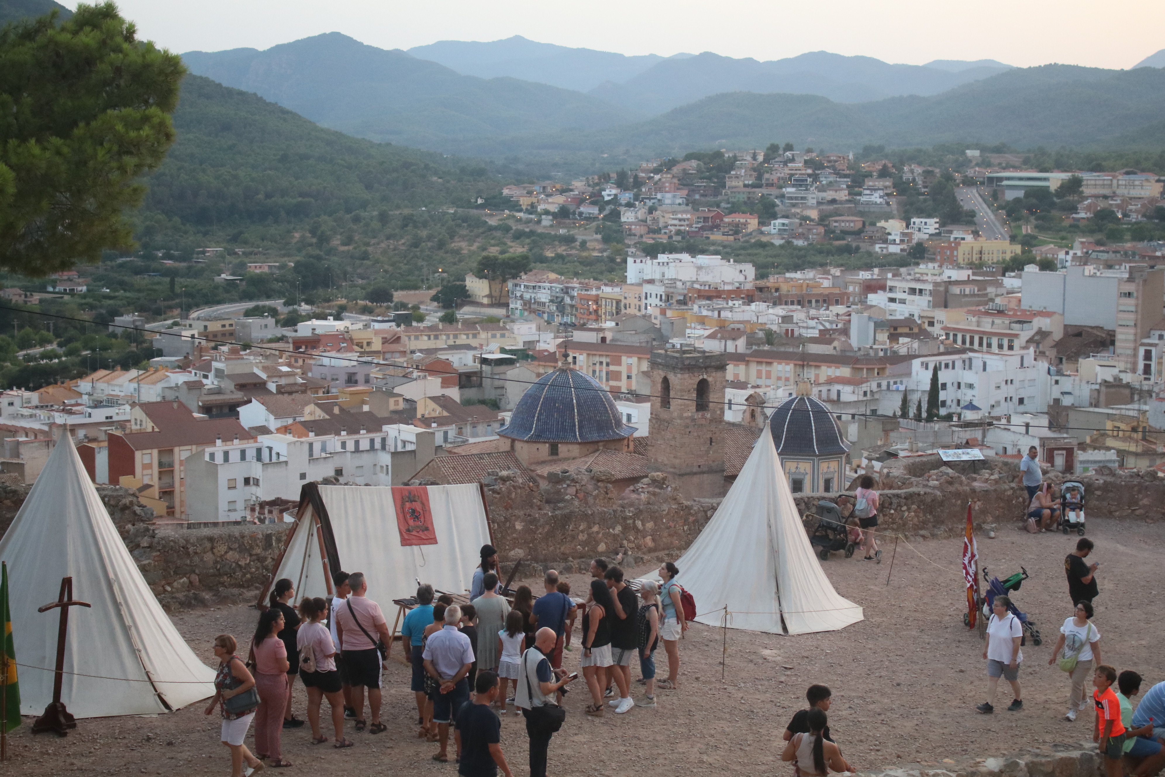 La Fira Medieval llega a Onda con pasacalles, mercado y espectáculos