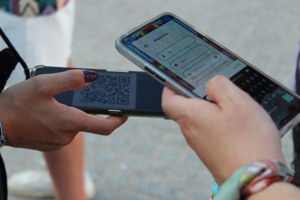 Una 'app' valenciana de realidad aumentada  ayuda a encontrar amigos perdidos en festivales 