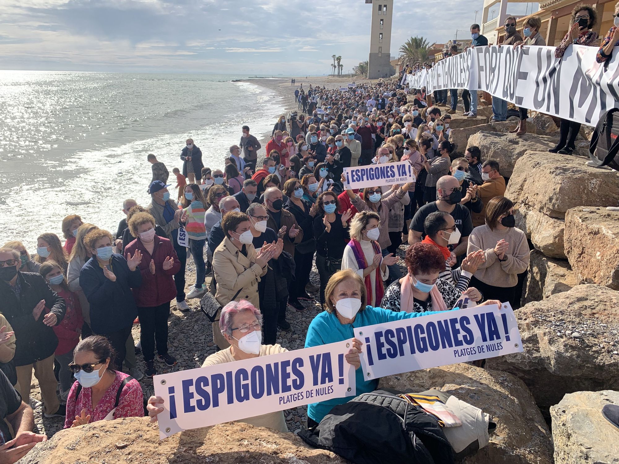 Nules lanzará farolillos biodegradables desde la playa para visibilizar la regresión de sus costas