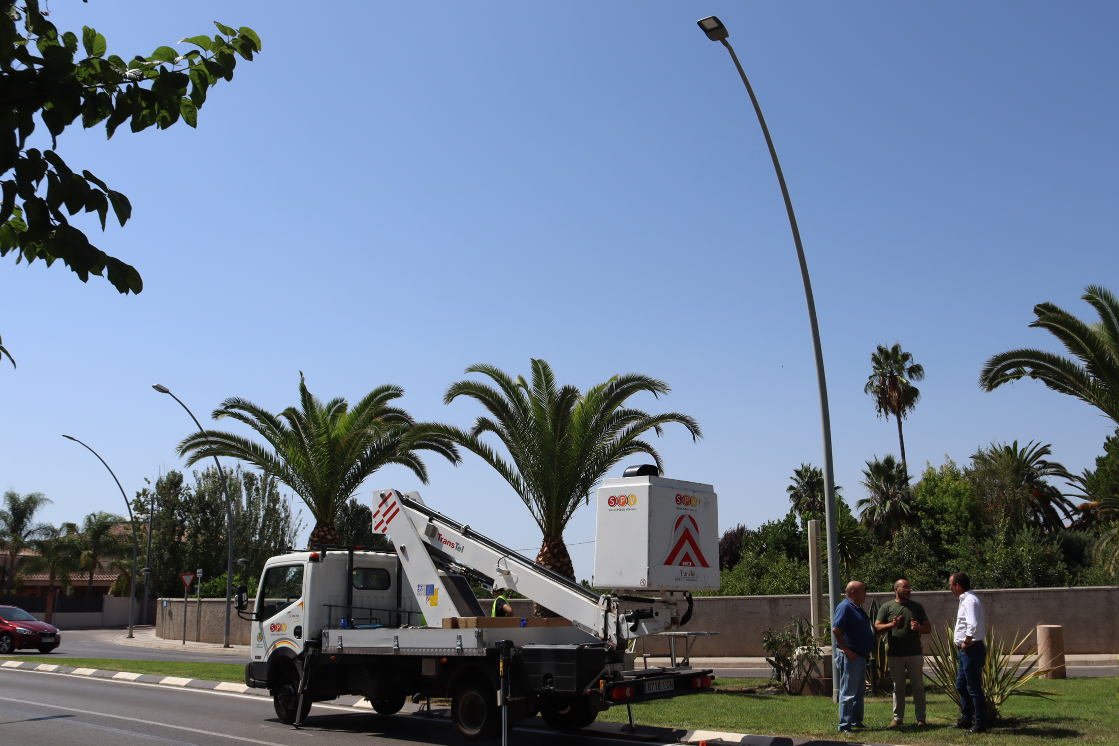Vila-real renueva un millar de bombillas del alumbrado público

por led para ahorrar hasta un 60%