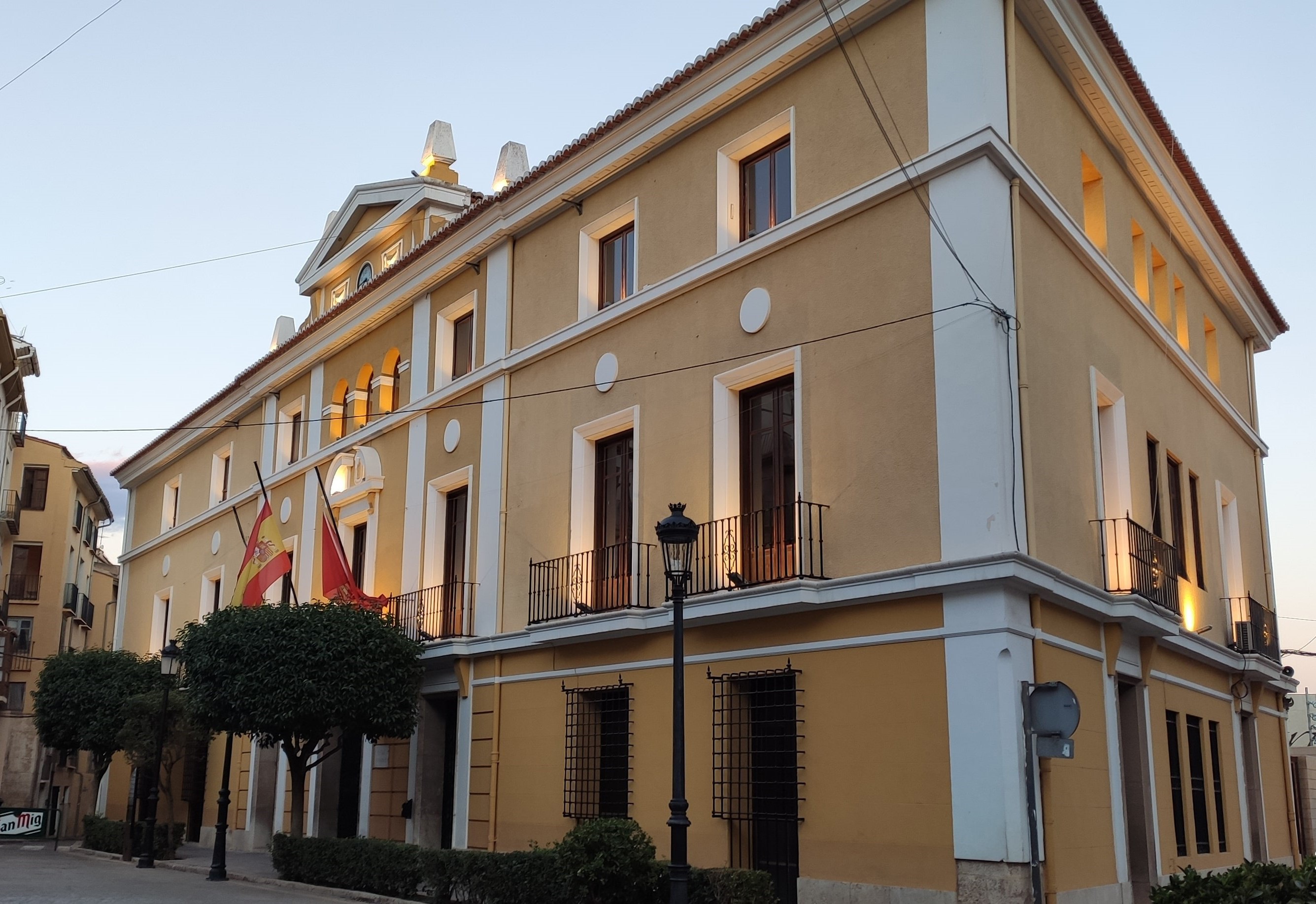 Segorbe se suma al ahorro energético y apagará las luces de sus monumentos a las doce de la noche 