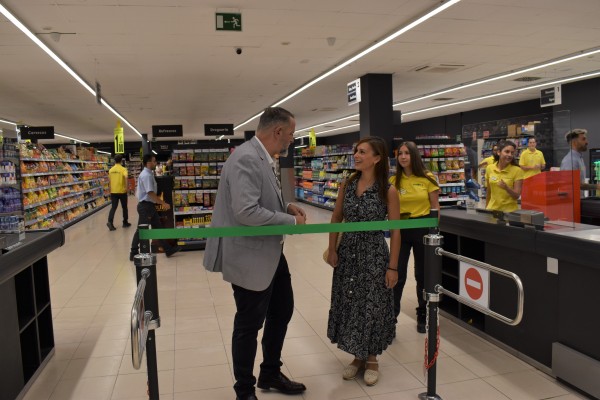 Hiperber alcanza los 76 supermercados con una nueva apertura en Elda
