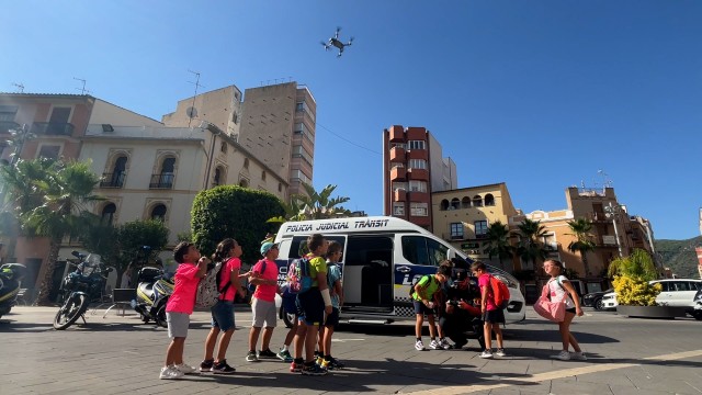 La Policía Local de Onda organiza una jornada de puertas abiertas para los más pequeños