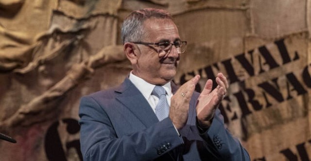 El PP exige la dimisión del alcalde de La Unión tras la escena discutiendo con el jurado del Cante de las Minas
