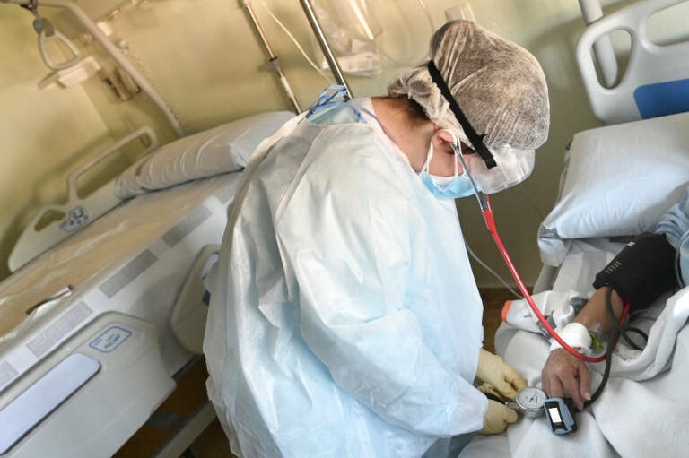 El hongo 'Cándida' no da tregua en la UCI del General: suben a 12 los pacientes contagiados