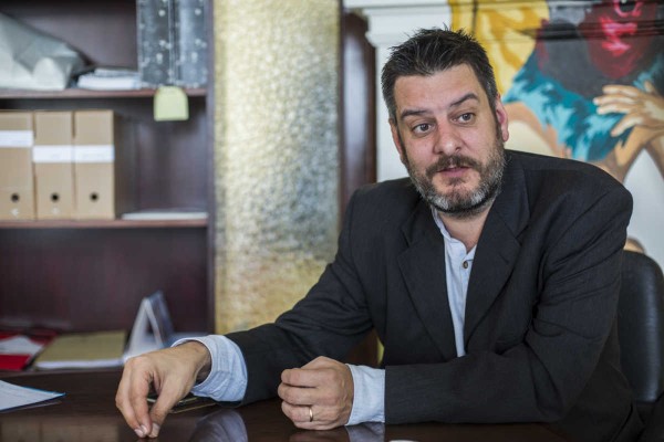 La comisión de Taula se reunirá en un mes con propuestas para mejorar el funcionamiento de los grupos