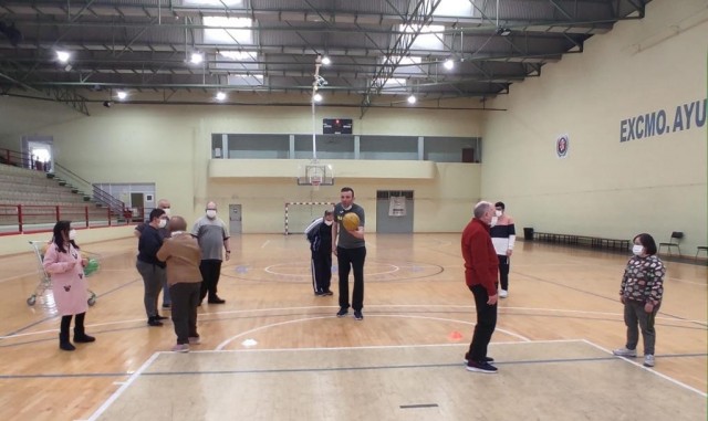 El Ayuntamiento de Segorbe y el club de baloncesto proyectan la primera escuela inclusiva