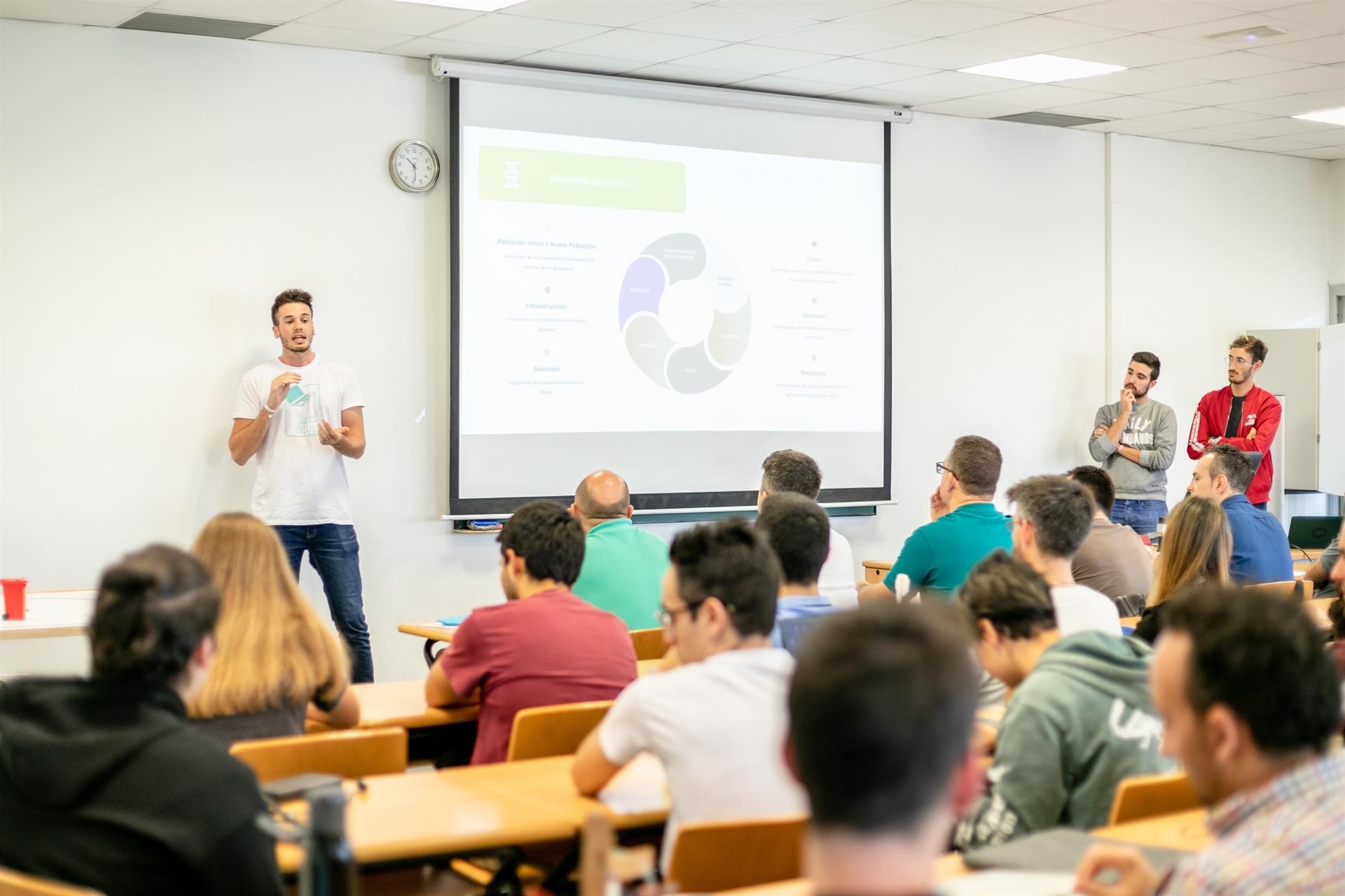 El empoderamiento digital, protagonista en la nueva edición del Hackathon Facsa Castellón