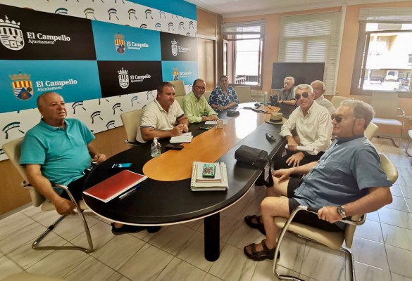 El Campello se compromete con la Plataforma del Río Seco a ejecutar obras en parques, paseo y lecho del río

