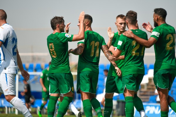 El Elche completa una pretemporada irregular