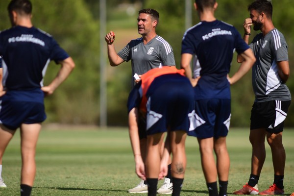 Luis Carrión, entrenador del Cartagena, ve 