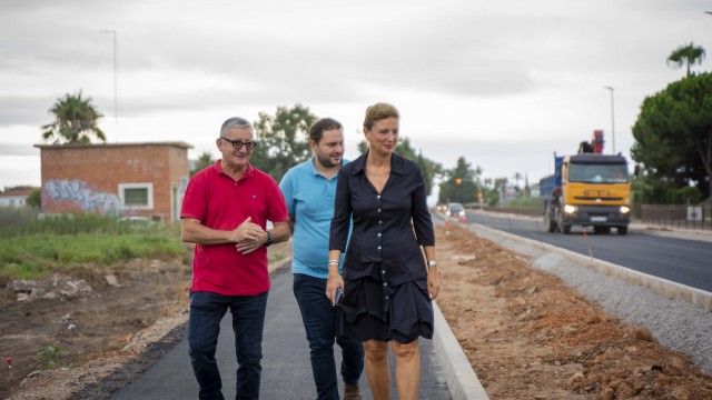 Las obras para convertir en un eje ciclopeatonal el Camí la Ratlla de Castelló entran en su recta final

 

