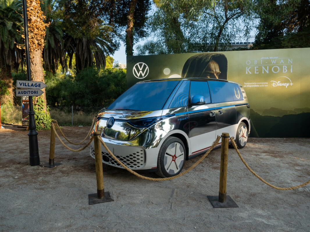 Volkswagen celebra el mayor espectáculo de drones que se ha visto en España
