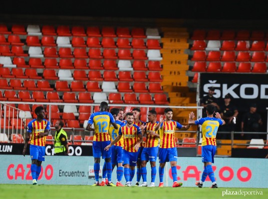 El Valencia tumba al Atalanta y se pone a punto para LaLiga
