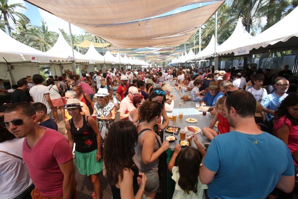El Racó FestiElx abre este viernes tras el pregón: 5 días de música y gastronomía en el Paseo de la Estación