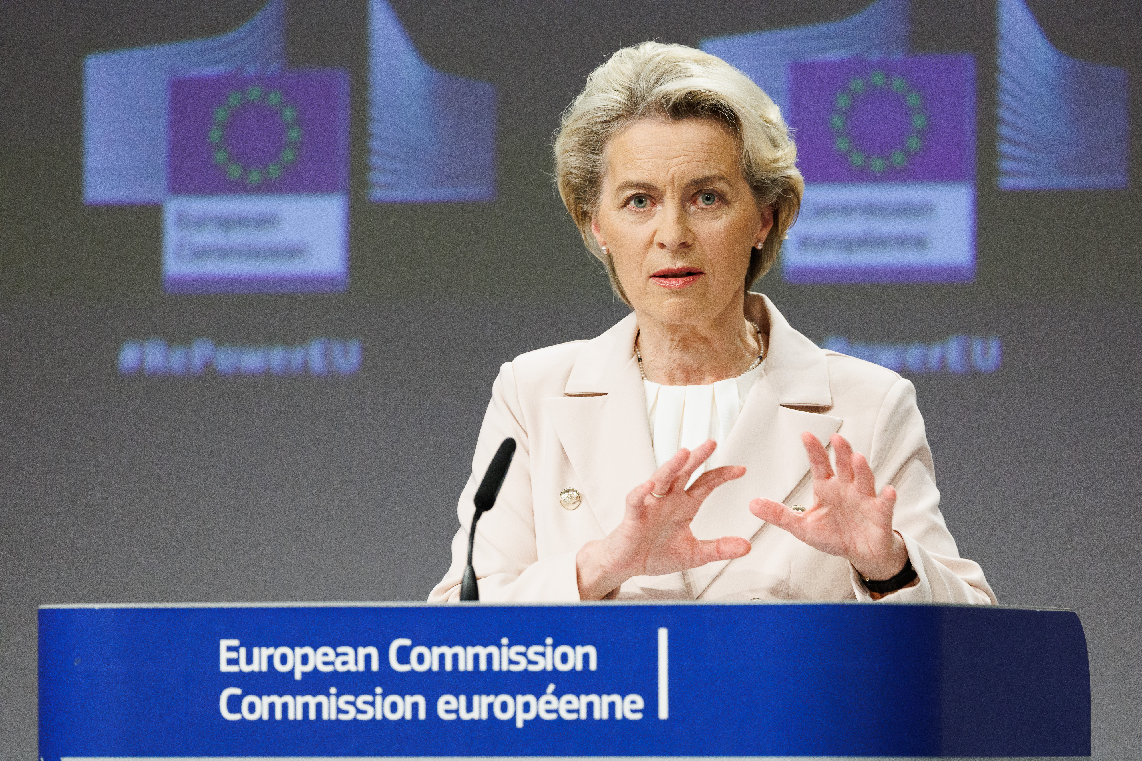 La UE adopta la regulación para reducir el consumo de gas del 15% hasta primavera 