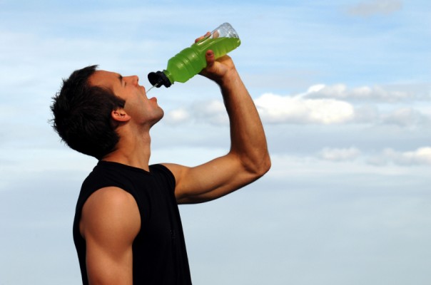 Los nutricionistas alertan de los efectos nocivos del consumo continuado de bebidas energéticas