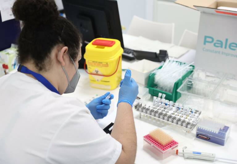 Sanidad notifica 341 nuevos casos covid en Castellón, 187 de ellos en mayores de 60 años