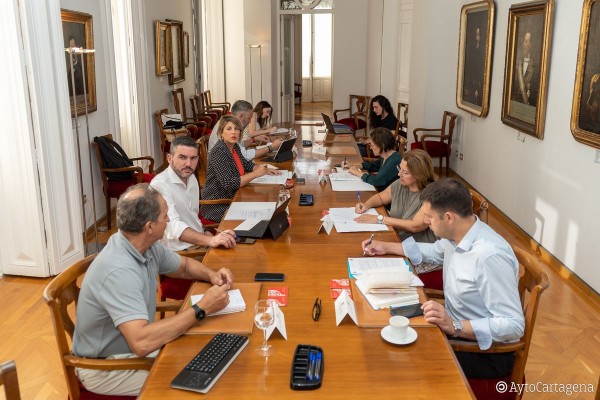 Comunidad y Moncloa chocan en el Foro de Coordinación Interadministrativo del Mar Menor