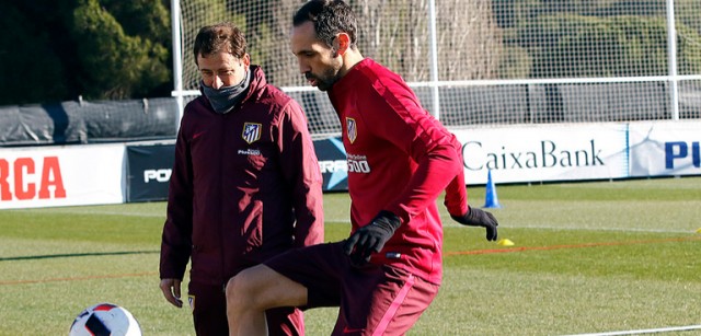 Simeone insiste con Juanfran de extremo y Saúl de mediocentro