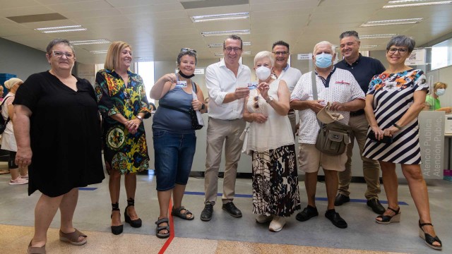 Nace la 'Tarjeta ciudadana' en Benidorm: de momento, disponible para mayores y escolares