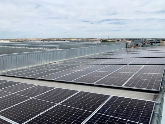 Grupo Soledad apuesta por la energía fotovoltaica para lograr un 20% de ahorro energético
