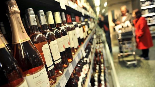 Un 10,8% de los jóvenes valencianos empieza a consumir alcohol durante las fiestas navideñas