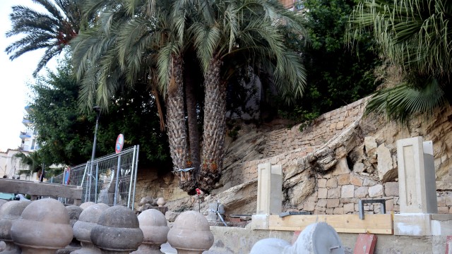 Benidorm recupera la balaustrada de Poniente para la zona ajardinada del Paseo de Colón