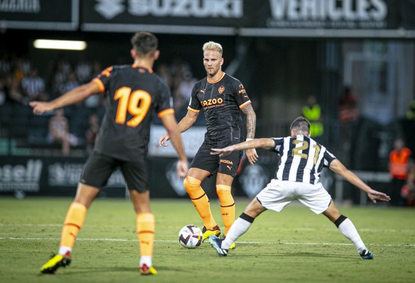 La 'Unidad B' del Valencia hace aguas en Castalia