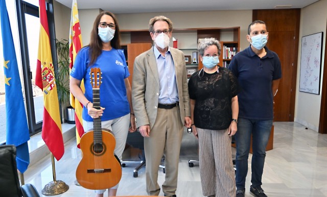 Músicos por la Salud se reúne con Mínguez para afianzar colaboración con el sistema sanitario