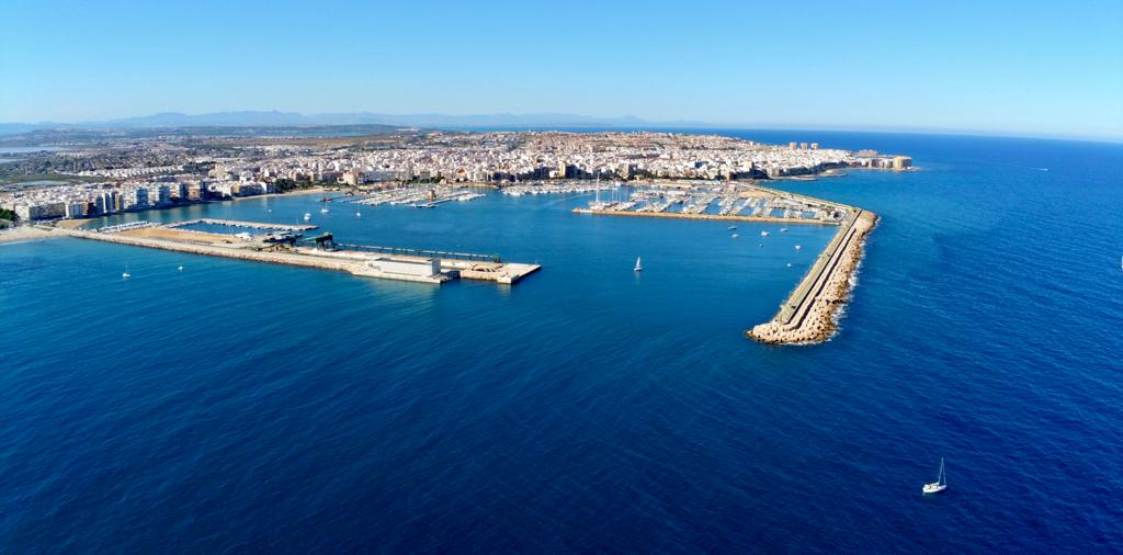 La población de Torrevieja crece en 900 personas por el aumento de la nacionalidad ucraniana
