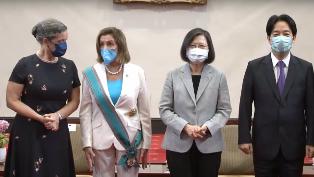 Nancy Pelosi, a la presidenta taiwanesa: 