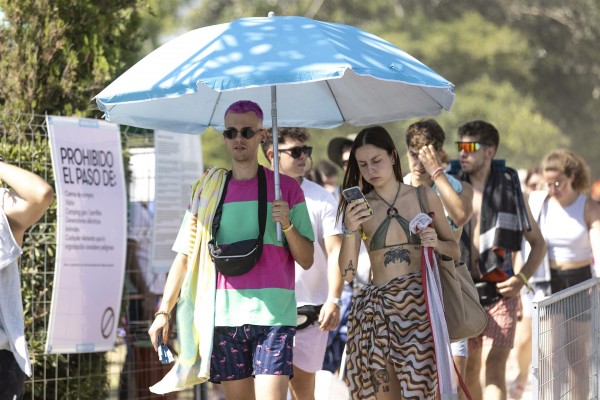 El Arenal Sound calienta motores: miles de 'sounders' llegan ya a Burriana