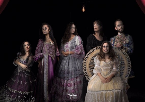 La 'tiktoker' Esperansa Grasia se sube a las tablas del Talia con el musical 'La luz fantasma'