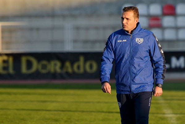 El Rayo Vallecano busca refuerzos pero también reducir la plantilla