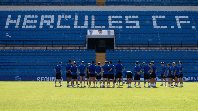 El Hércules madura los fichajes