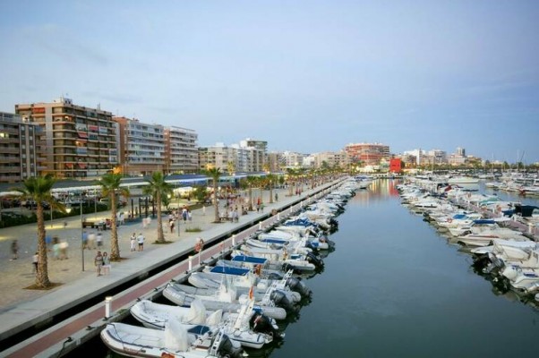 Santa Pola crea con Park4Dis un piloto para mostrar estacionamientos para movilidad reducida
