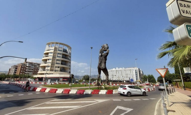 Castelló corta el carril de entrada en Tombatossals para iniciar la última fase de la reforma de Lledó