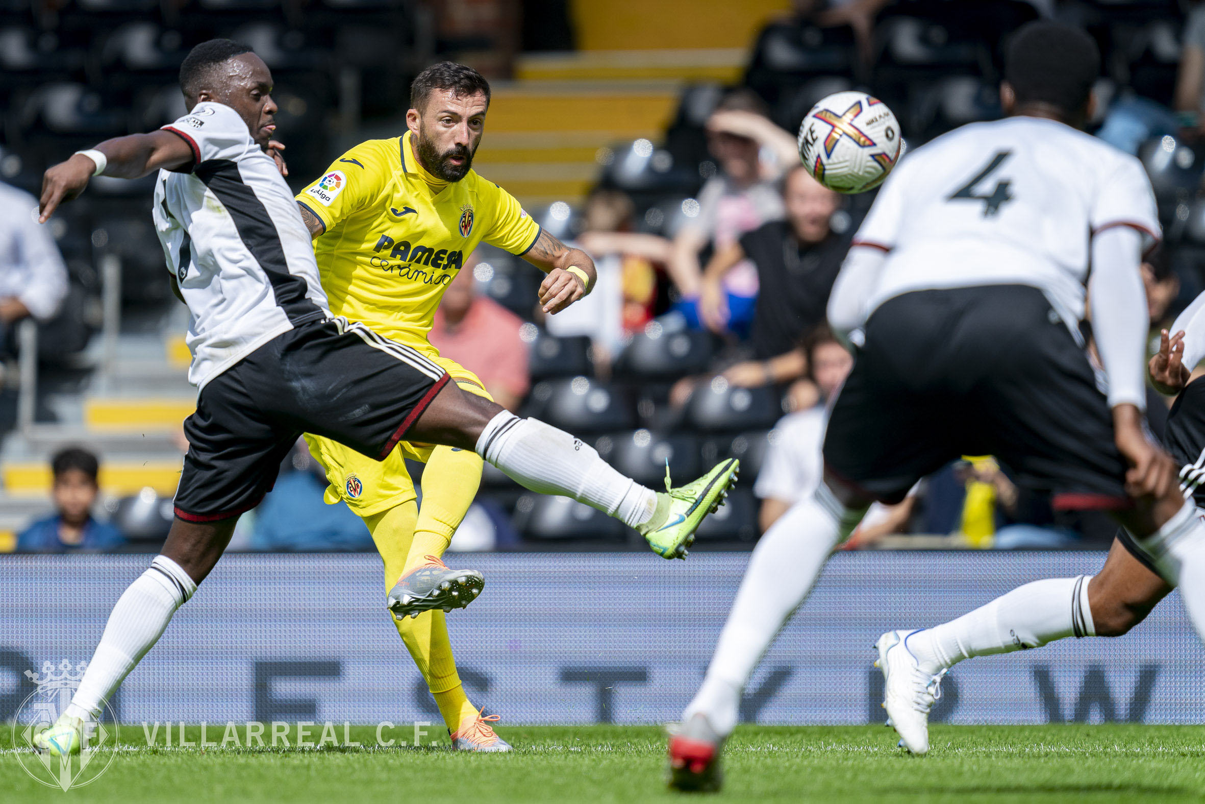 Mitrovic impide el quinto triunfo consecutivo del Villarreal en pretemporada
