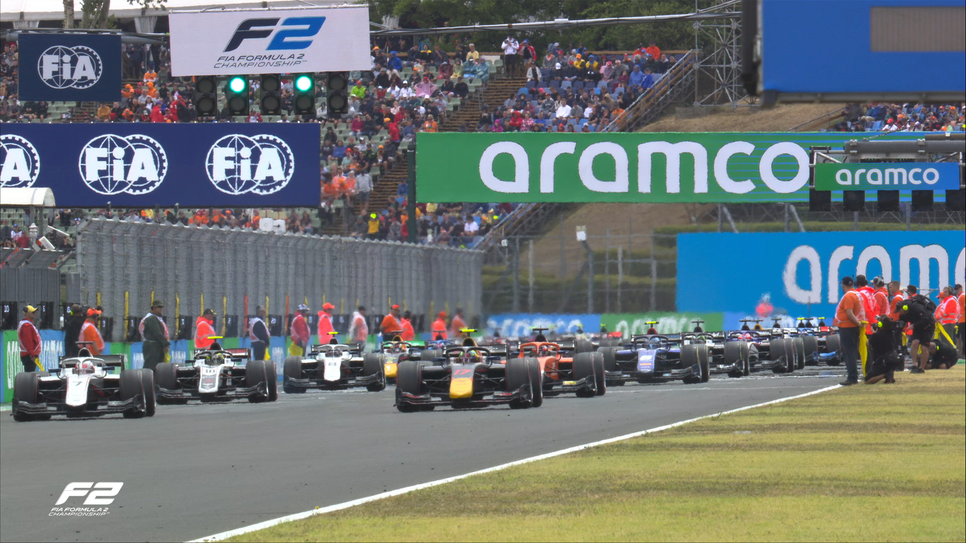 Merhi se ve obligado a abandonar en Hungaroring