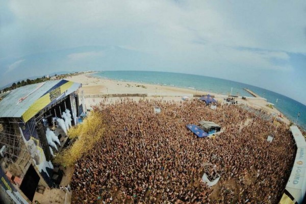 Vuelve el Arenal rendido al reguetón y al trap sin resentirse por el covid