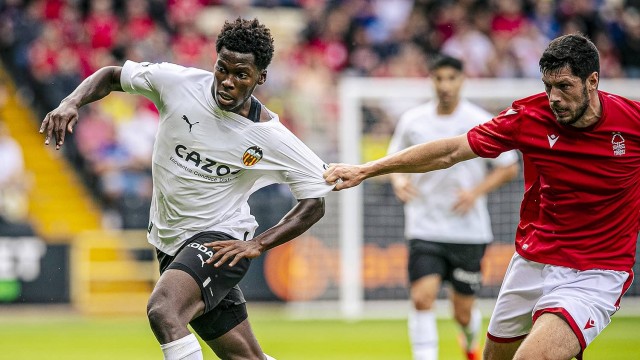 Gattuso otorga galones a Yunus 
