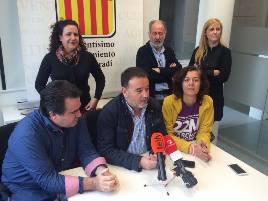 El alcalde de Almoradí (PSPV): 