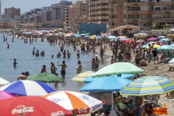 Julio cerrará con una ocupación en la costa superior al 65% y las previsiones de agosto no cumplen aún con las expectativas

