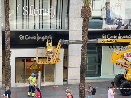 Comienza el desmontaje de El Corte Inglés de Alfonso El Sabio de Alicante: cerrará el 14 de agosto