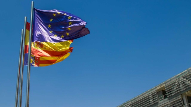 Benidorm contrata a dos técnicos para la captación y gestión de fondos europeos