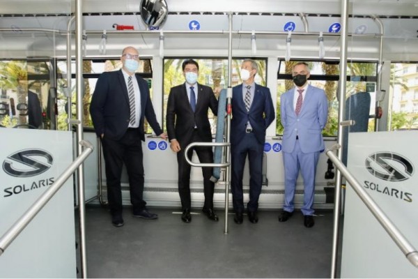Alicante licita el autobús por 145 millones y despeja las grandes contratas... salvo el vertedero